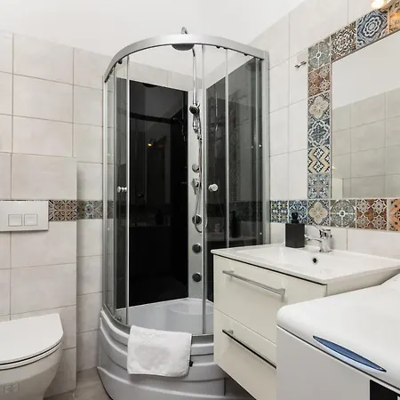 Novanest - Kalwaryjska - By Upstairs Apartamento Cracóvia