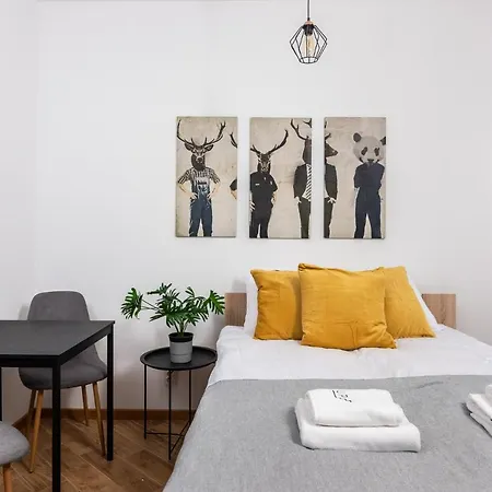 Novanest - Kalwaryjska - By Upstairs Apartmán Krakov