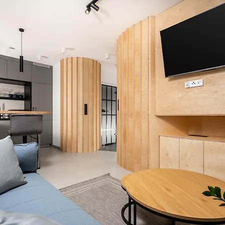 Novanest - Kalwaryjska - By Upstairs Apartamento
