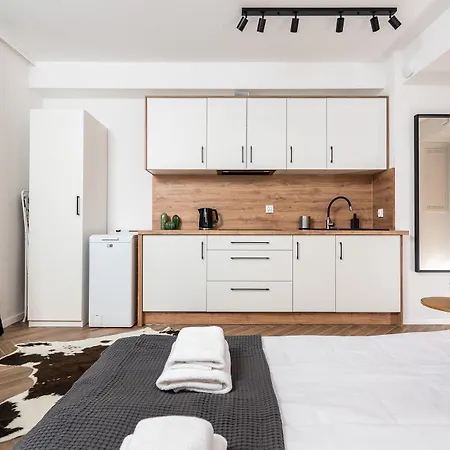 Novanest - Kalwaryjska - By Upstairs דירה *