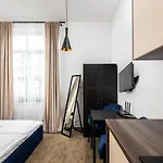 Apartmán Novanest - Kalwaryjska - By Upstairs *