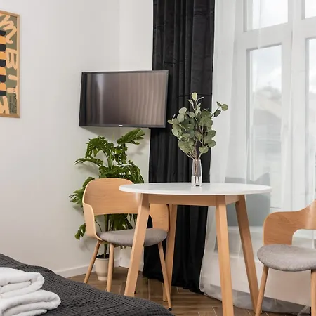 Novanest - Kalwaryjska - By Upstairs Appartamento *