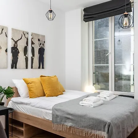 Novanest - Kalwaryjska - By Upstairs